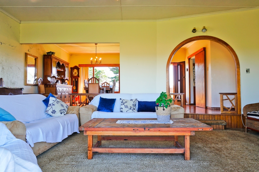 4 Bedroom Property for Sale in East London Rural Eastern Cape